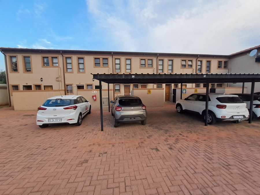 2 Bedroom Property for Sale in Heidelberg Gauteng