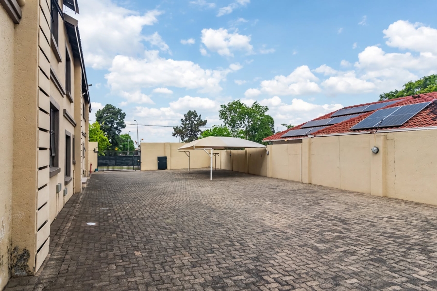 2 Bedroom Property for Sale in Franklin Roosevelt Park Gauteng