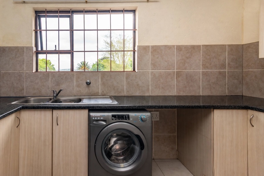 2 Bedroom Property for Sale in Franklin Roosevelt Park Gauteng