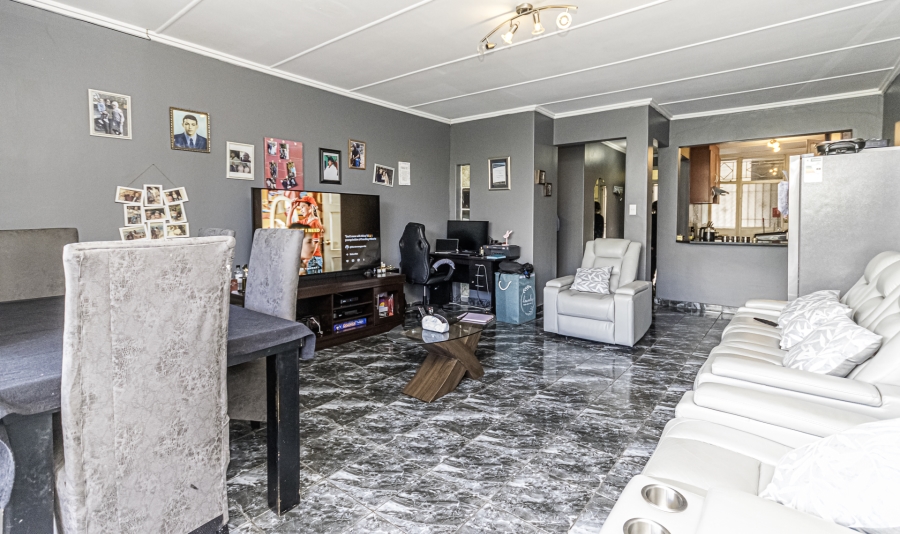 3 Bedroom Property for Sale in Florida Gauteng