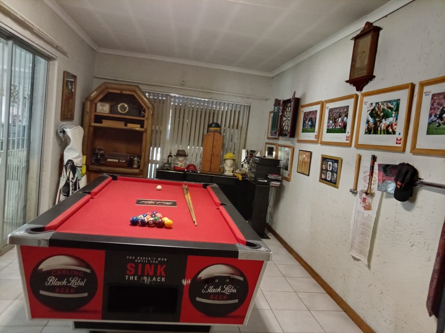 3 Bedroom Property for Sale in Freeway Park Gauteng