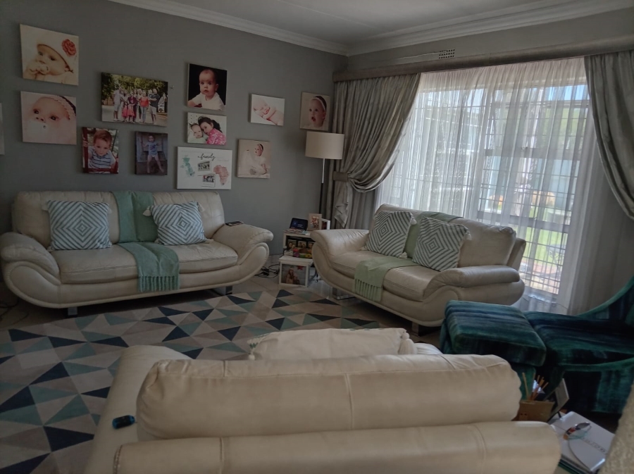 3 Bedroom Property for Sale in Freeway Park Gauteng