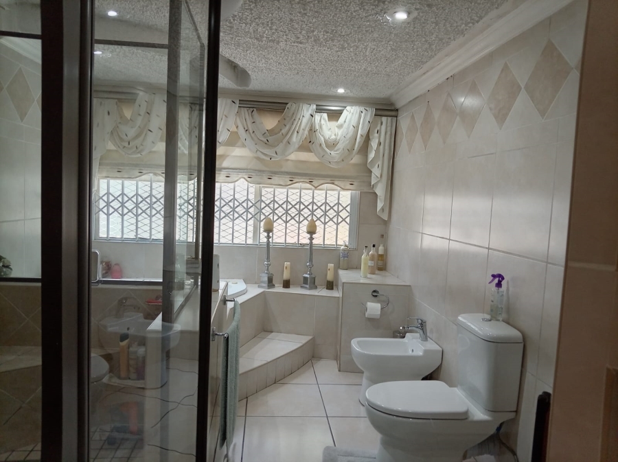 3 Bedroom Property for Sale in Freeway Park Gauteng
