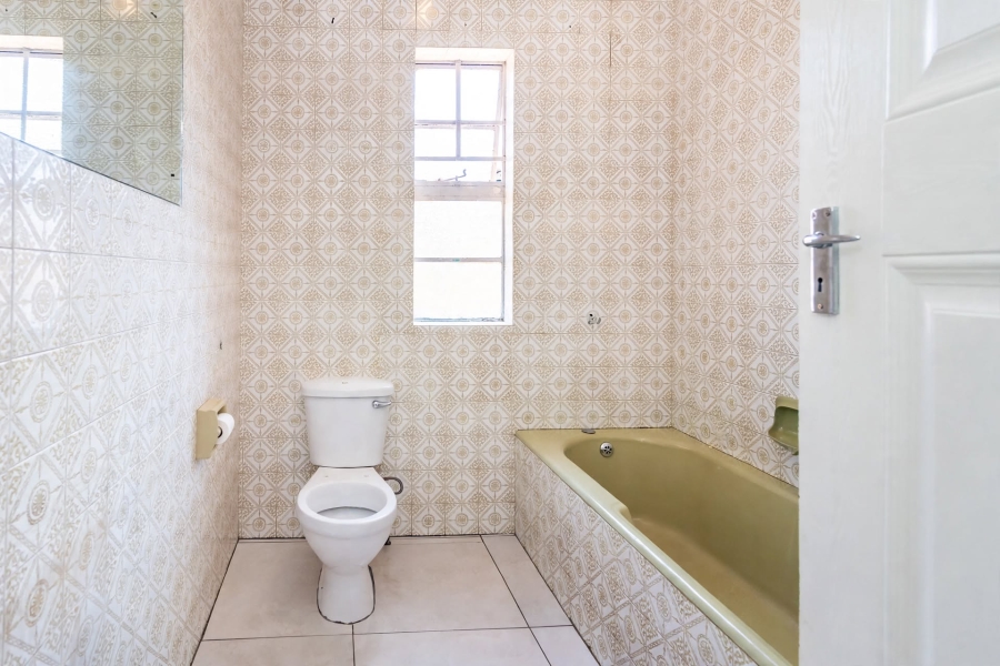 4 Bedroom Property for Sale in Discovery Gauteng
