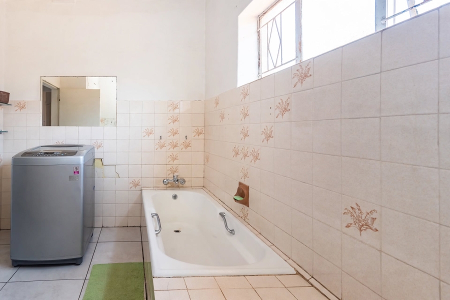 4 Bedroom Property for Sale in Discovery Gauteng