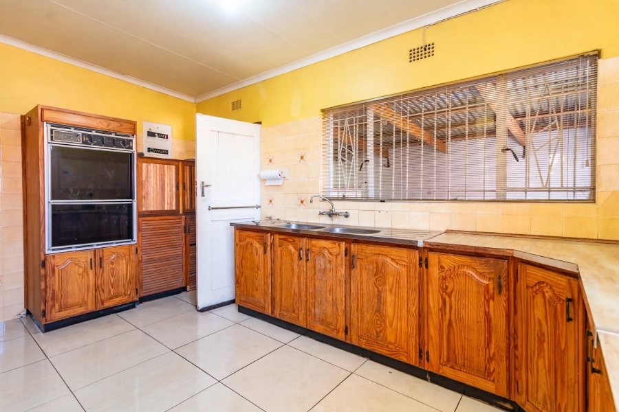4 Bedroom Property for Sale in Discovery Gauteng