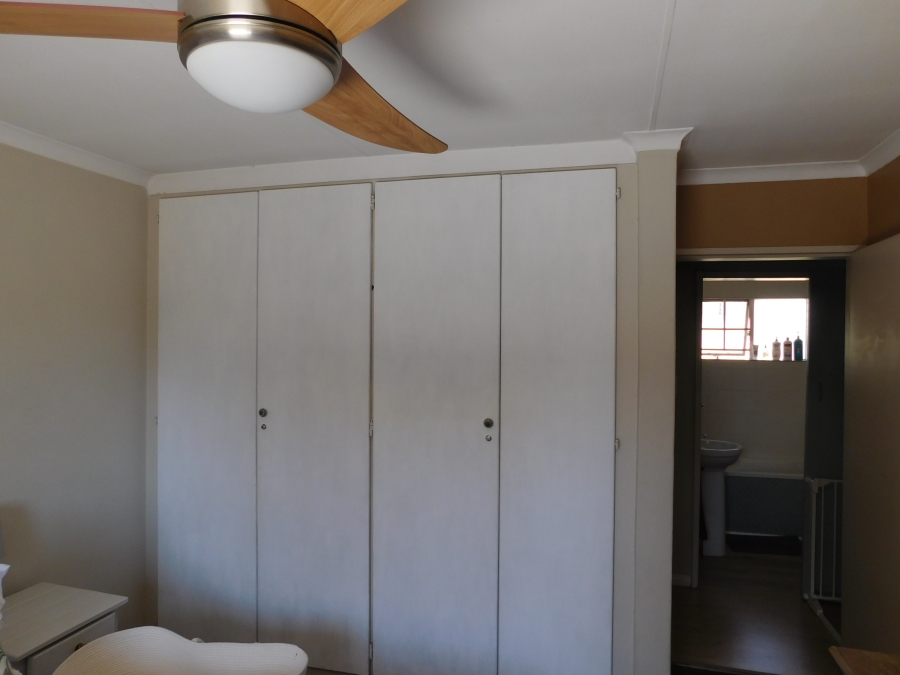 2 Bedroom Property for Sale in Kilner Park Gauteng