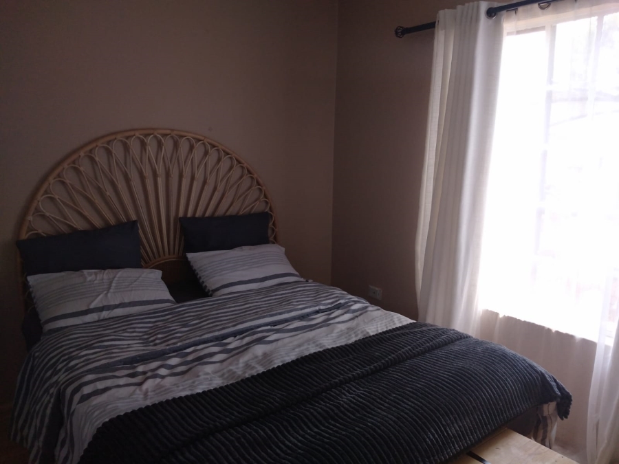 To Let 2 Bedroom Property for Rent in Weltevreden Park Gauteng