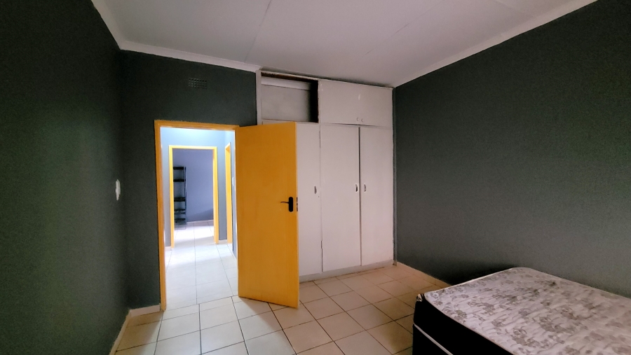 To Let 3 Bedroom Property for Rent in Cinderella Gauteng