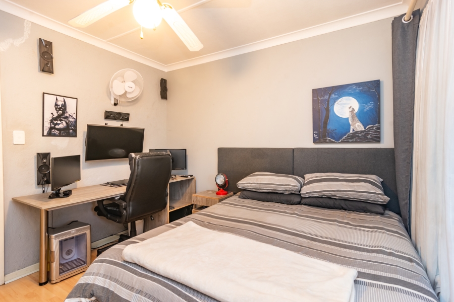 4 Bedroom Property for Sale in Kenmare Gauteng