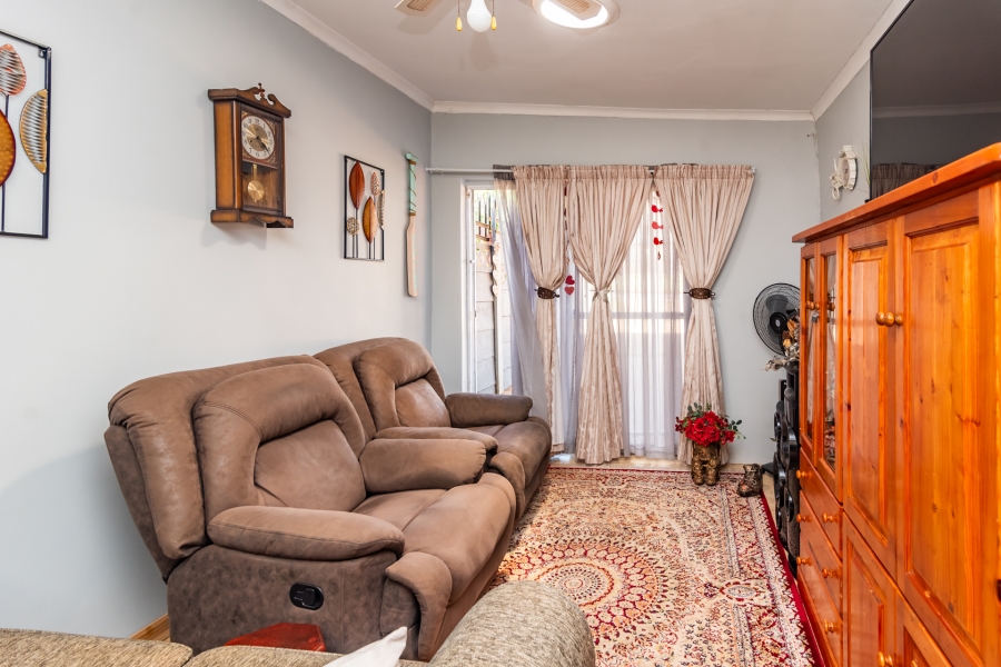 4 Bedroom Property for Sale in Kenmare Gauteng