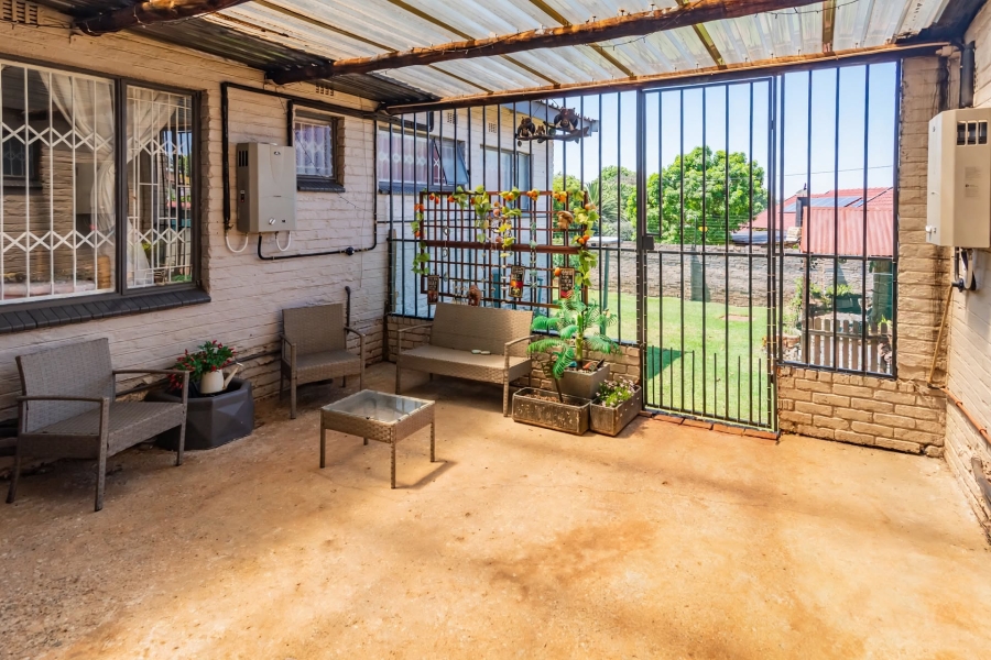 4 Bedroom Property for Sale in Kenmare Gauteng