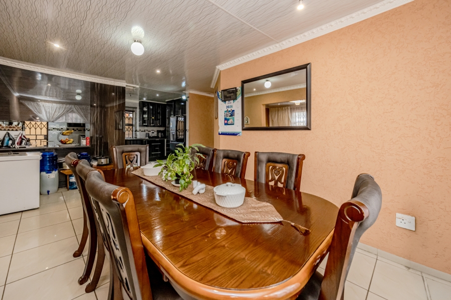 4 Bedroom Property for Sale in Kagiso Gauteng