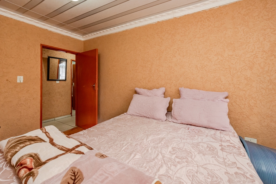 4 Bedroom Property for Sale in Kagiso Gauteng