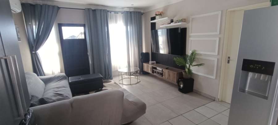 To Let 3 Bedroom Property for Rent in South Hills Gauteng