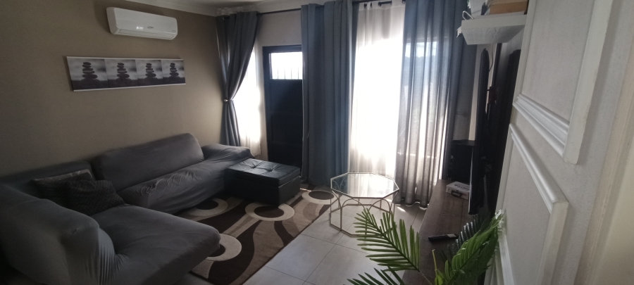To Let 3 Bedroom Property for Rent in South Hills Gauteng