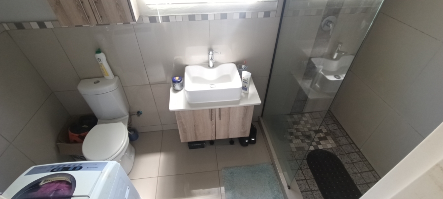 To Let 3 Bedroom Property for Rent in South Hills Gauteng