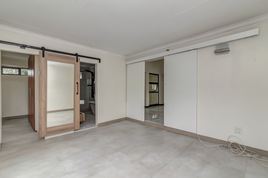 To Let 4 Bedroom Property for Rent in Dainfern Golf Estate Gauteng
