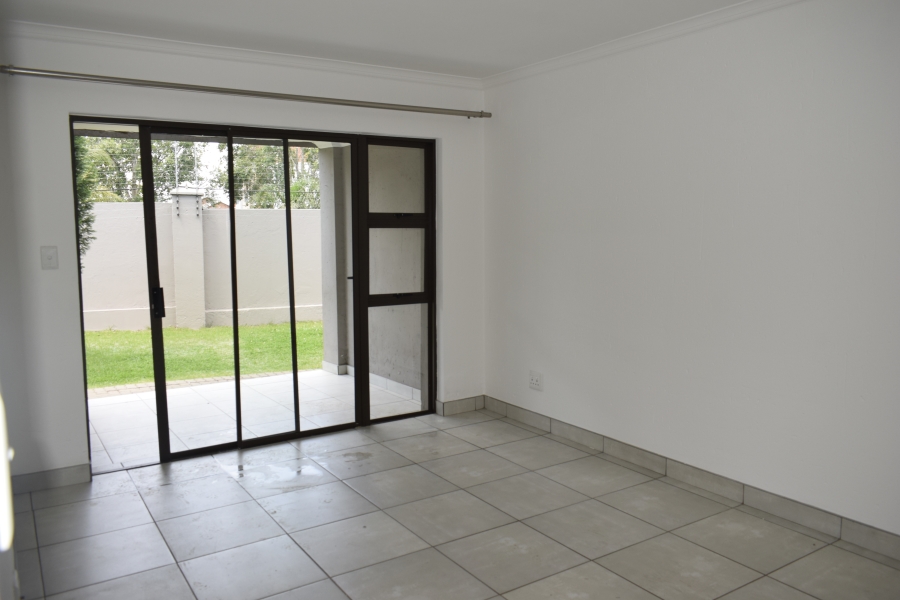 2 Bedroom Property for Sale in Helderwyk Gauteng