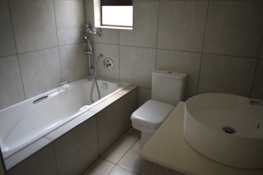 2 Bedroom Property for Sale in Helderwyk Gauteng