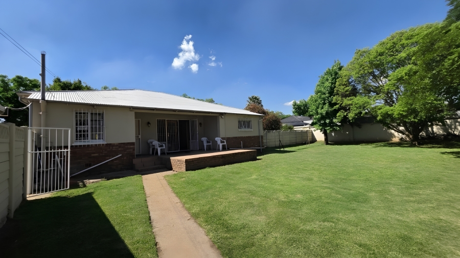 2 Bedroom Property for Sale in Northmead Gauteng