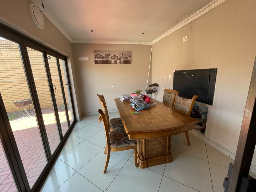 3 Bedroom Property for Sale in Vanderbijlpark SE 6 Gauteng