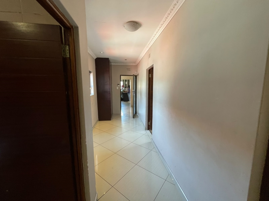 3 Bedroom Property for Sale in Vanderbijlpark SE 6 Gauteng