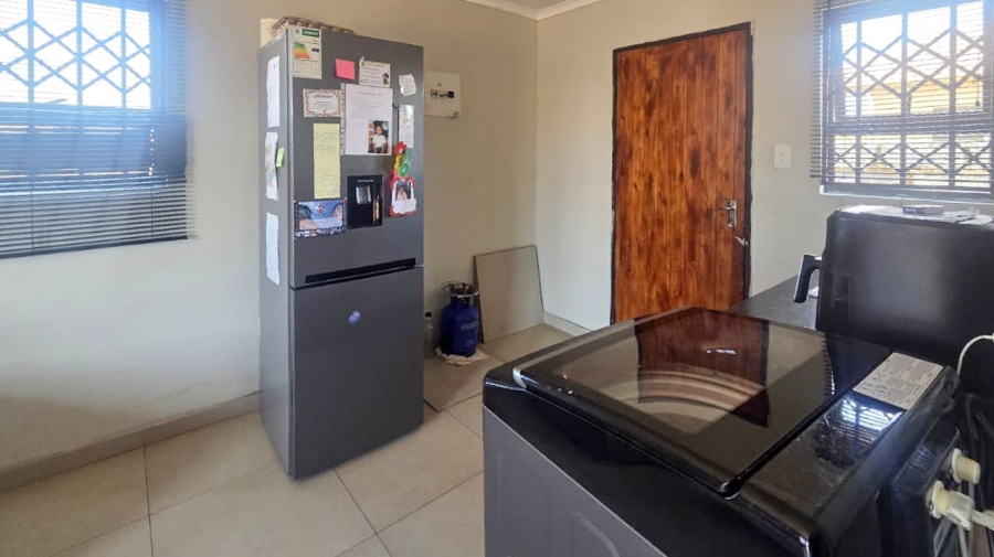 2 Bedroom Property for Sale in Windmill Park Gauteng