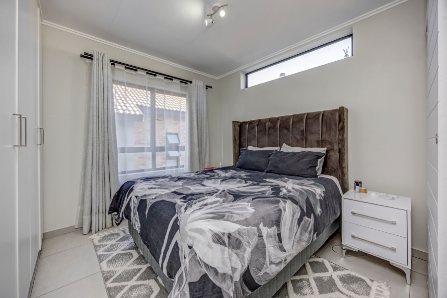 To Let 3 Bedroom Property for Rent in Broadacres Gauteng