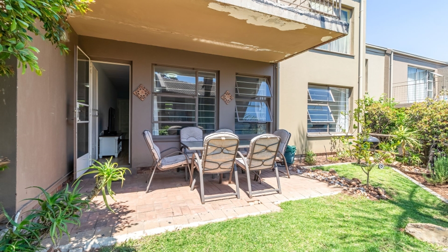2 Bedroom Property for Sale in Bedford Gardens Gauteng