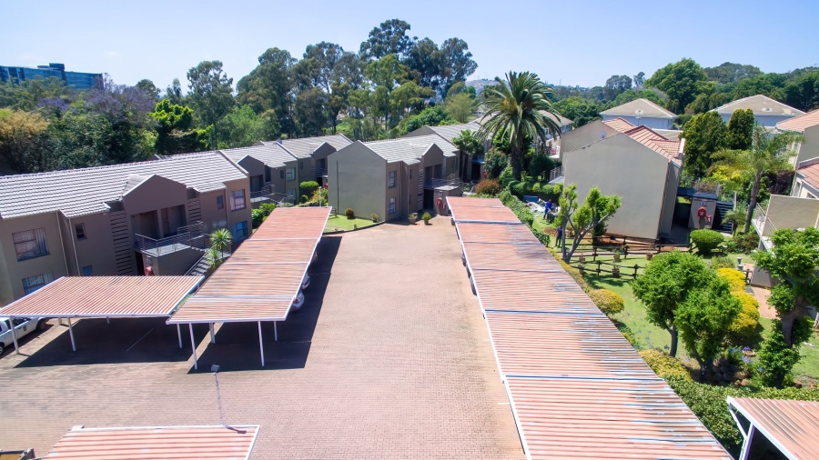 2 Bedroom Property for Sale in Bedford Gardens Gauteng