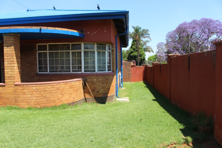 3 Bedroom Property for Sale in Roodepoort North Gauteng