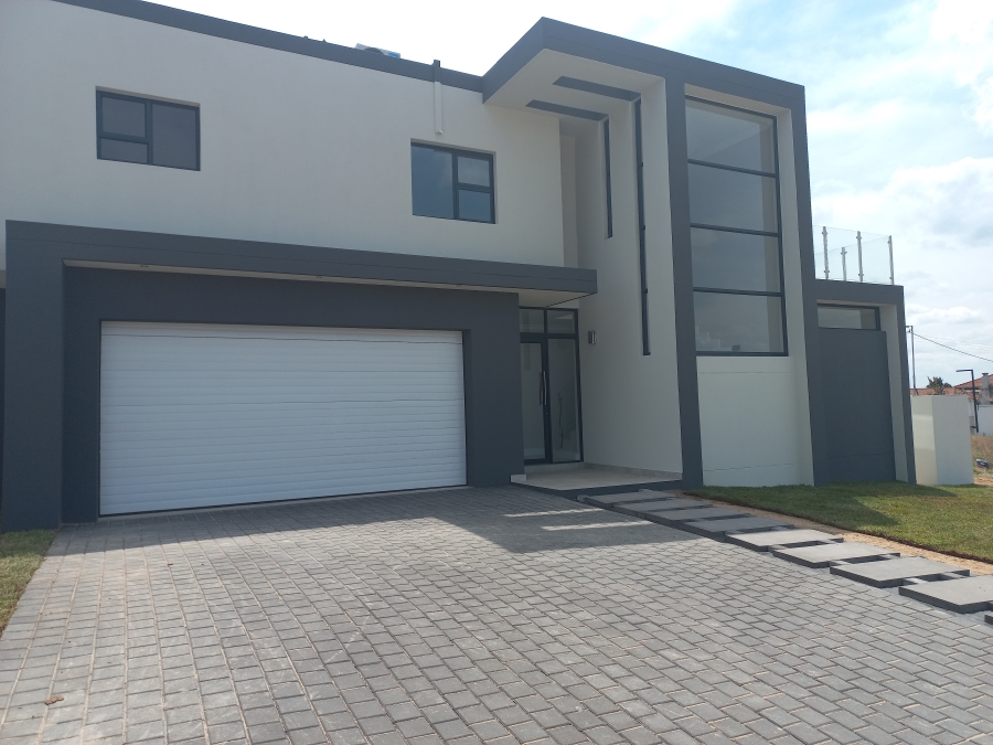 4 Bedroom Property for Sale in Kengies Gauteng