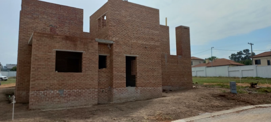 4 Bedroom Property for Sale in Kengies Gauteng