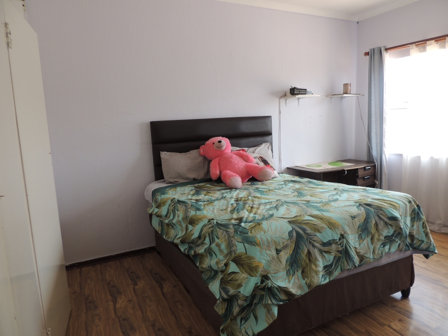 4 Bedroom Property for Sale in The Hill Gauteng