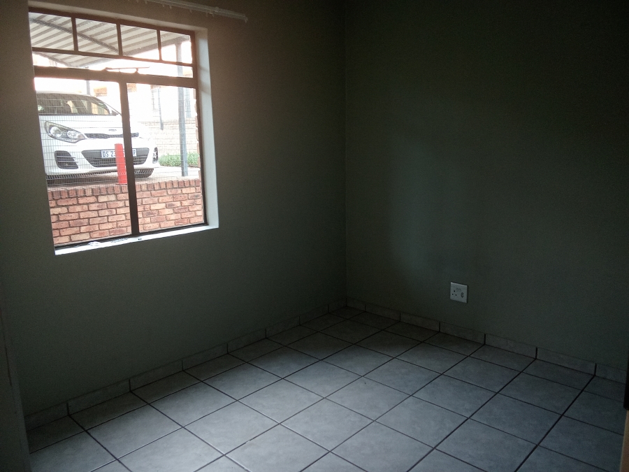 2 Bedroom Property for Sale in Sky City Gauteng