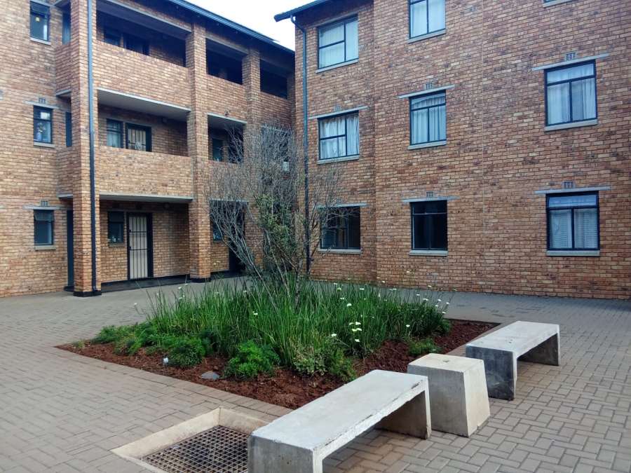 2 Bedroom Property for Sale in Sky City Gauteng
