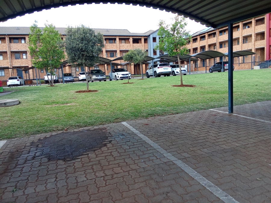 2 Bedroom Property for Sale in Sky City Gauteng