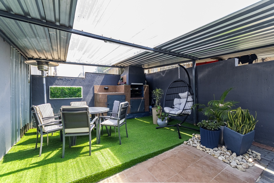 3 Bedroom Property for Sale in Cosmo City Gauteng