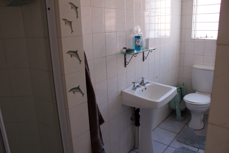 2 Bedroom Property for Sale in Glen Marais Gauteng