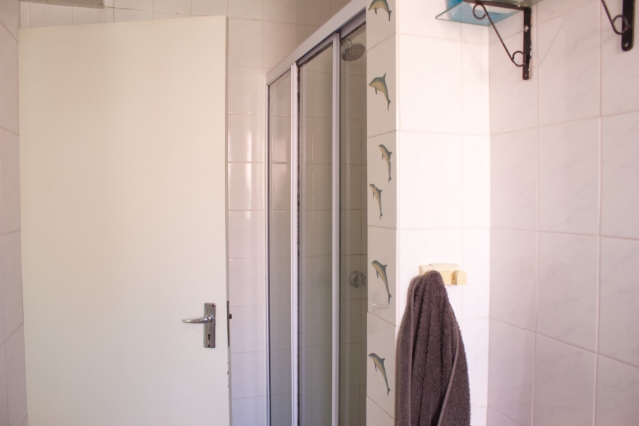 2 Bedroom Property for Sale in Glen Marais Gauteng