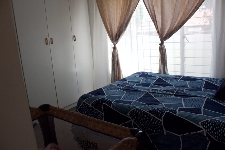 2 Bedroom Property for Sale in Glen Marais Gauteng