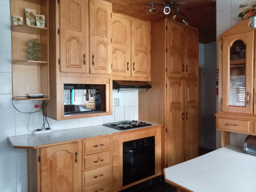 4 Bedroom Property for Sale in Delmore Park Gauteng