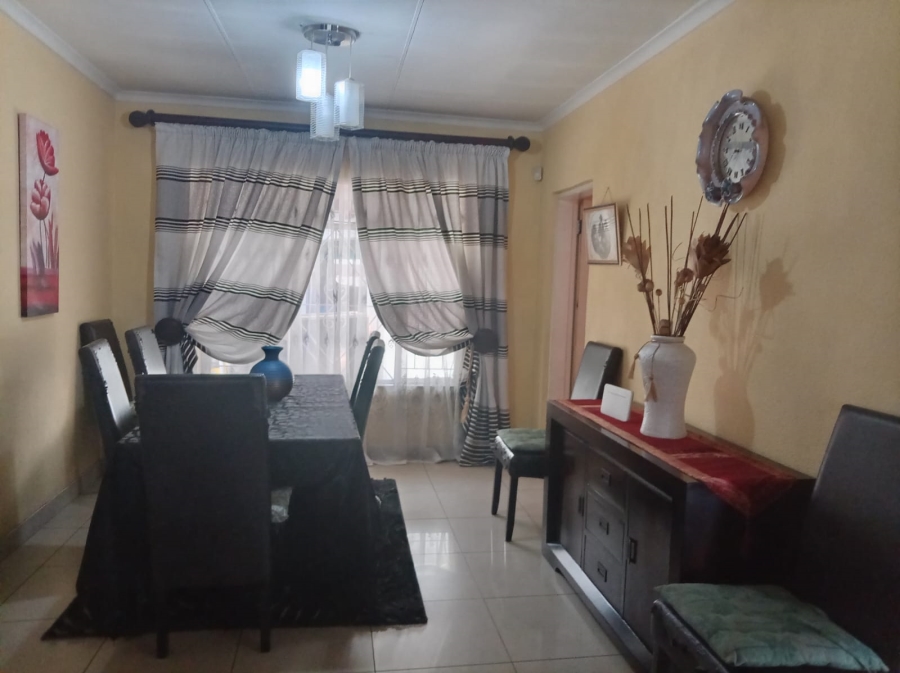 4 Bedroom Property for Sale in Delmore Park Gauteng