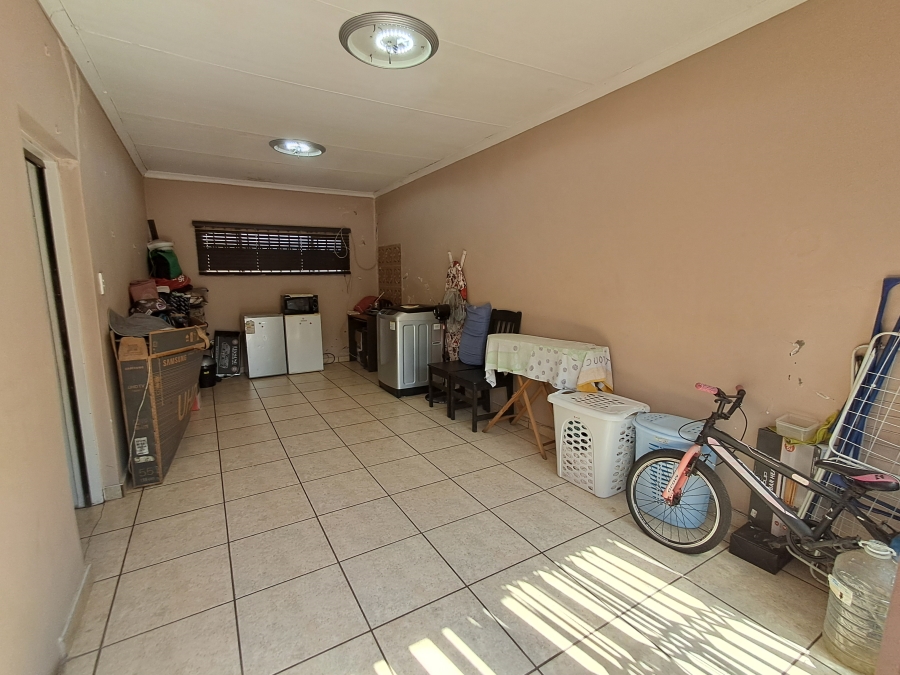 4 Bedroom Property for Sale in Vanderbijlpark SW 5 Gauteng
