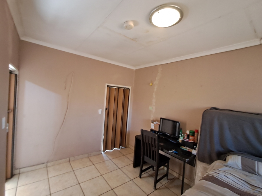 4 Bedroom Property for Sale in Vanderbijlpark SW 5 Gauteng