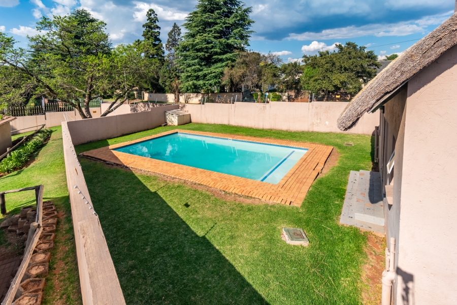 2 Bedroom Property for Sale in Carenvale Gauteng