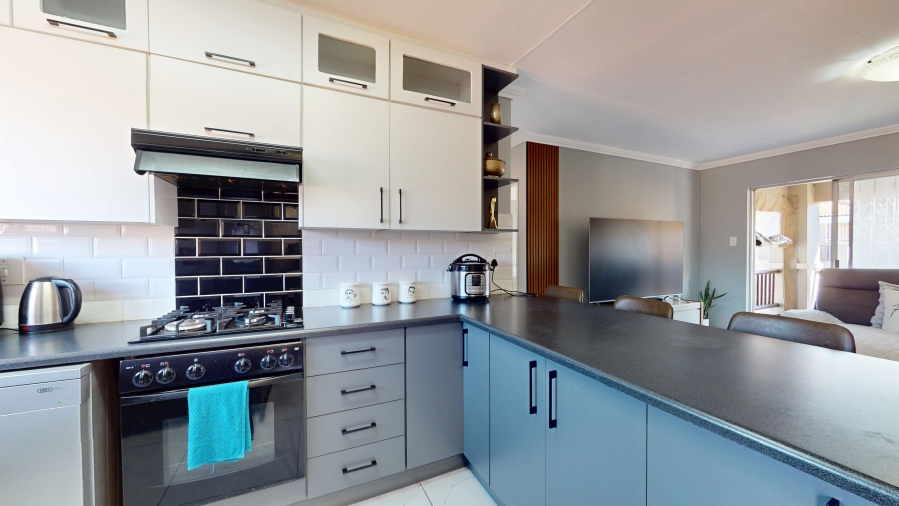 3 Bedroom Property for Sale in Van Dyk Park Gauteng