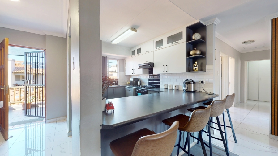3 Bedroom Property for Sale in Van Dyk Park Gauteng