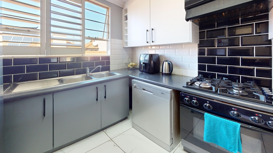 3 Bedroom Property for Sale in Van Dyk Park Gauteng